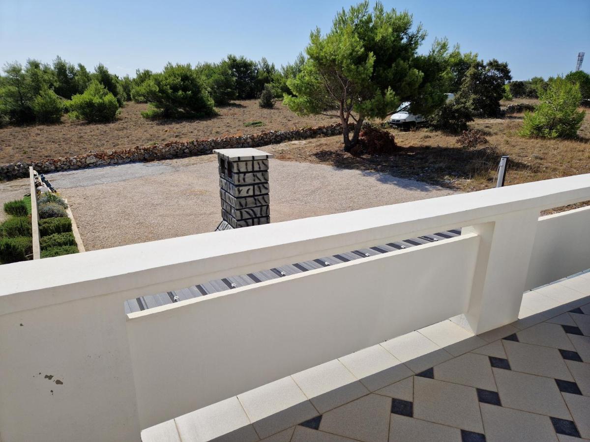 Apartmani Deak Vir Exteriér fotografie