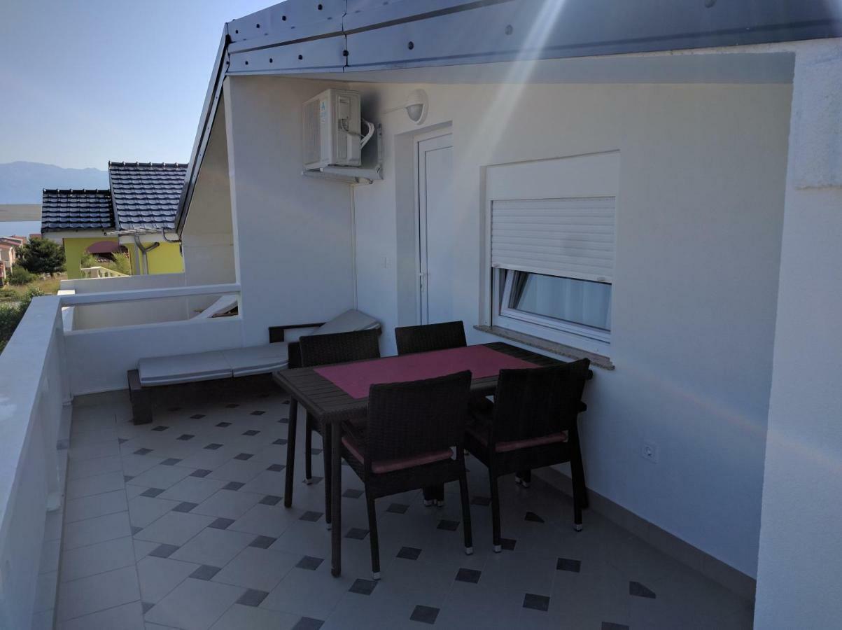 Apartmani Deak Vir Exteriér fotografie